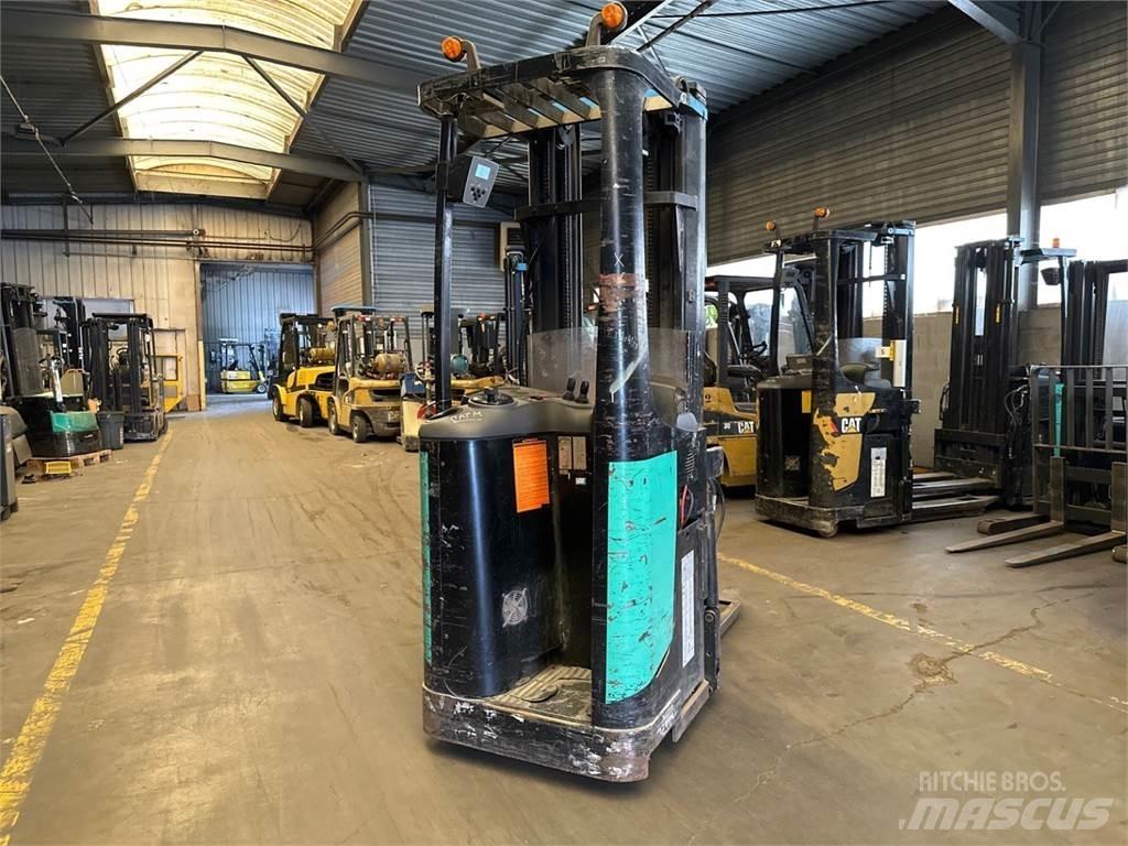 CAT NSR20N Самоходни товарачи