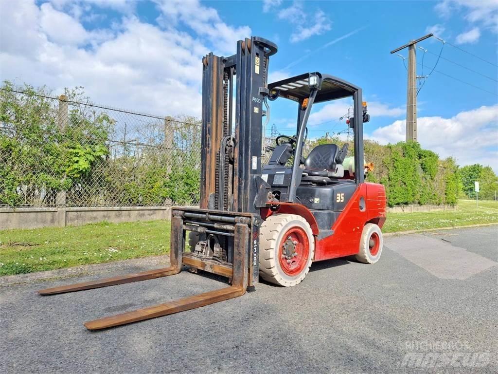 Hangcha XF35G Вилични кари-повдигачи - други