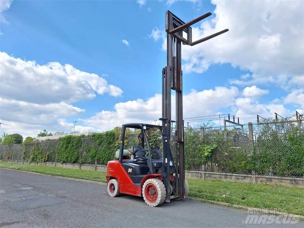 Hangcha XF35G Вилични кари-повдигачи - други