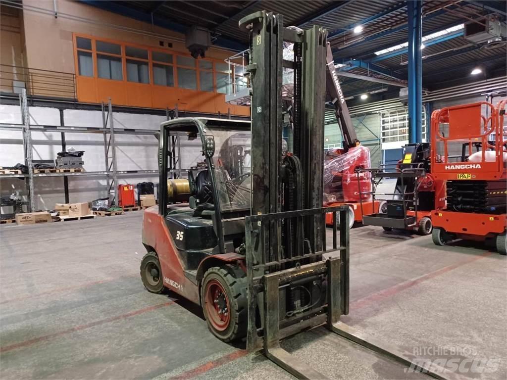 Hangcha XF35G Вилични кари-повдигачи - други