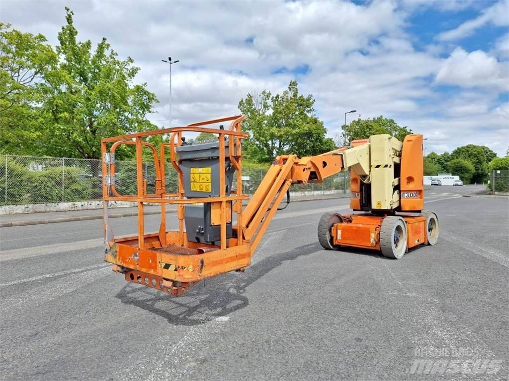 JLG E300AJP Други вишки и платформи