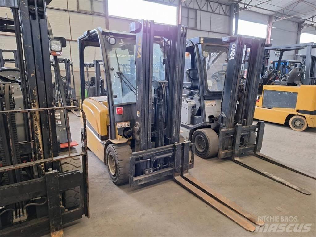 Yale ERP25 Вилични кари-повдигачи - други