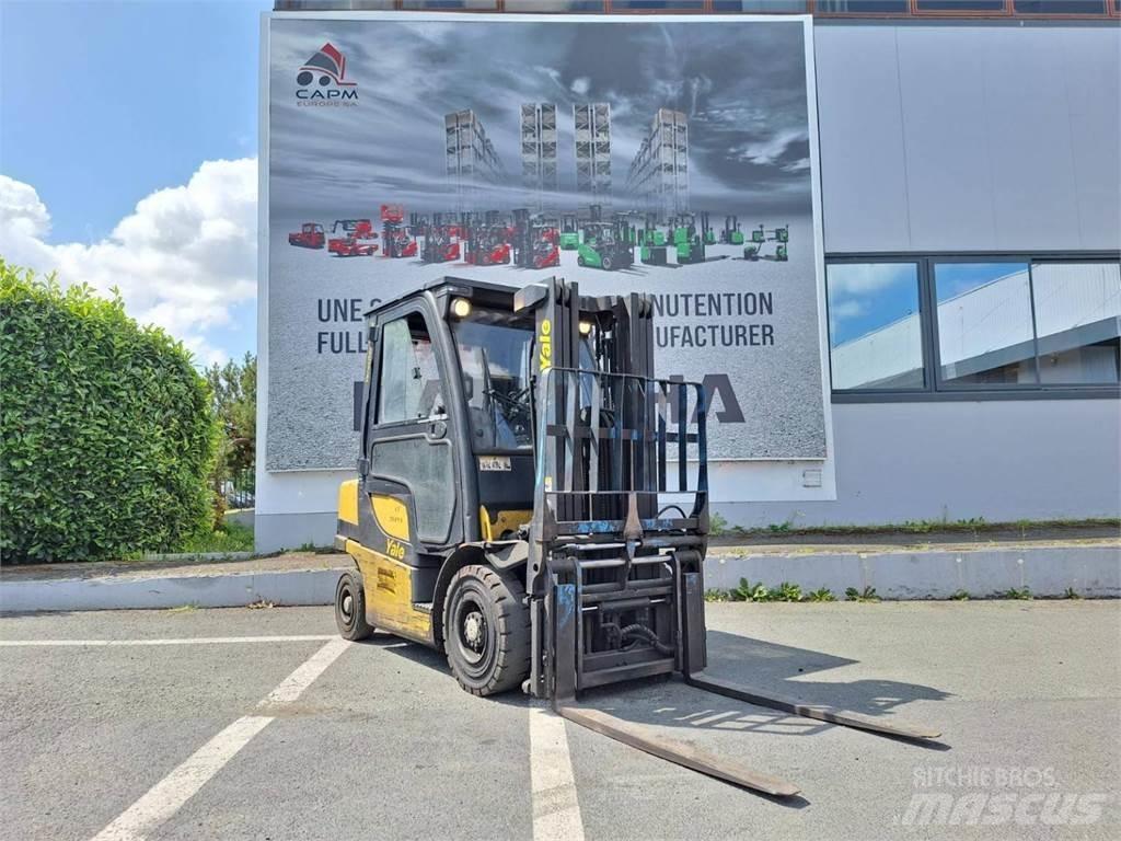 Yale GDP25VX Вилични кари-повдигачи - други