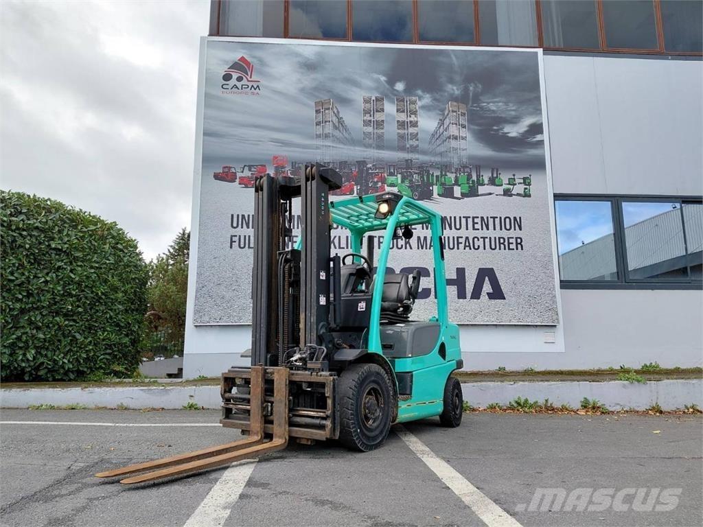 Yale GDP25VX Вилични кари-повдигачи - други