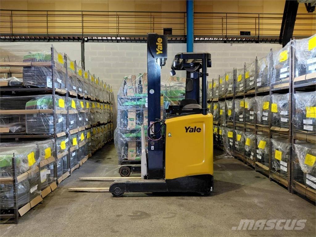Yale MR10E Ретрак/ Високоповдигач с изместване на вилката напред