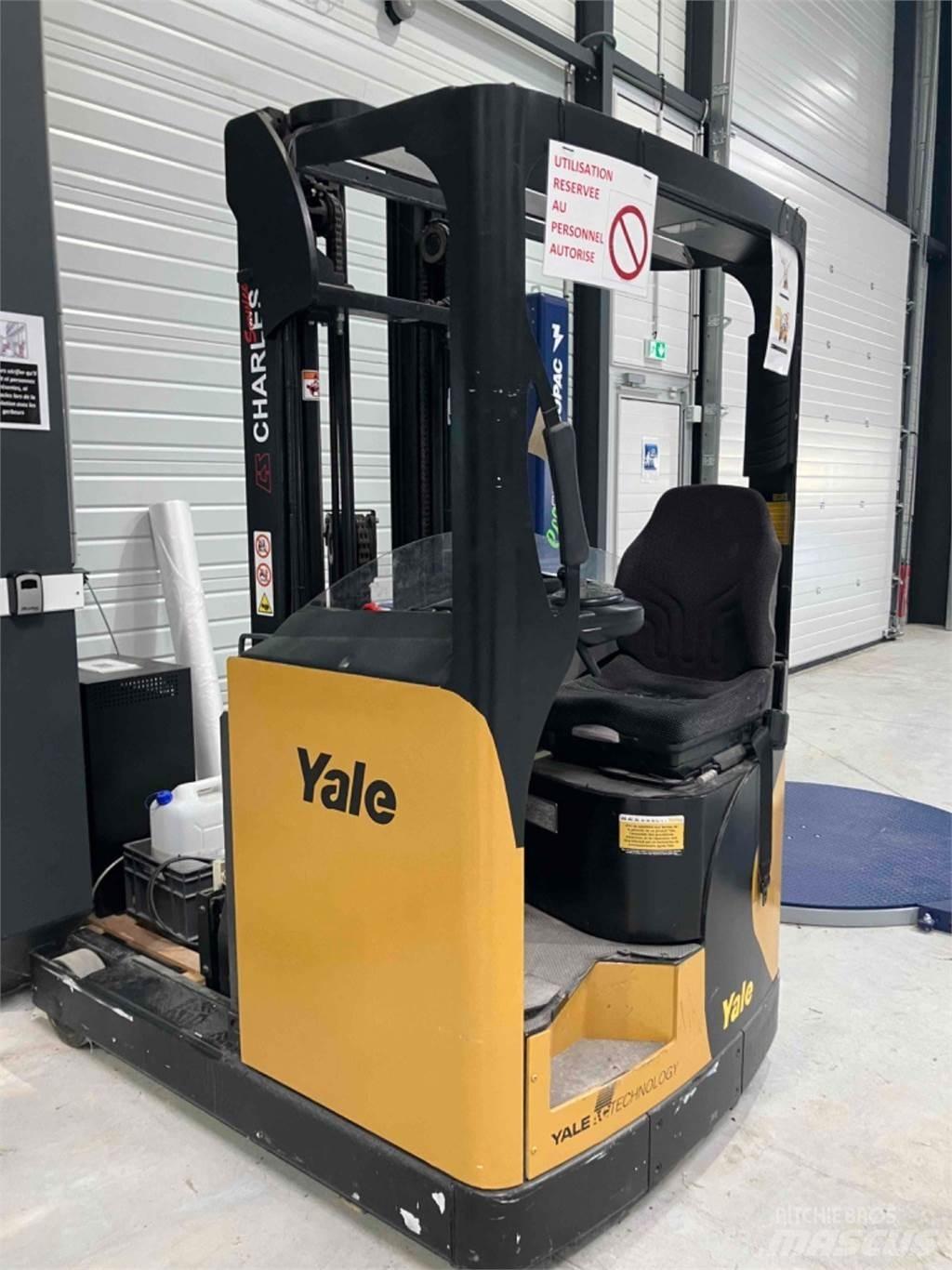 Yale MR14 Ретрак/ Високоповдигач с изместване на вилката напред