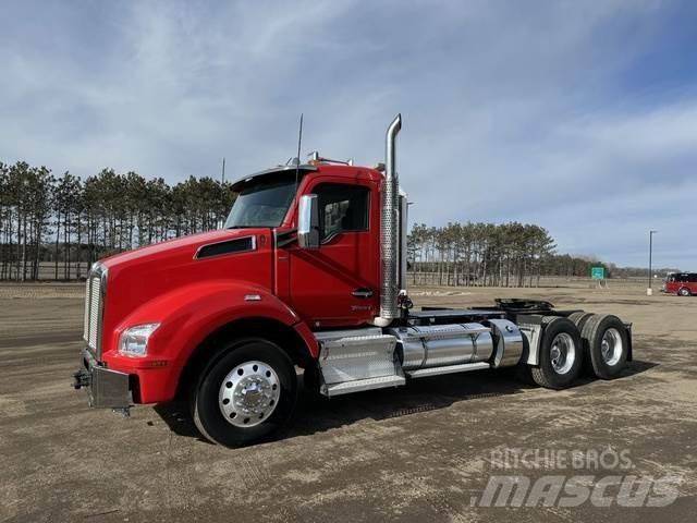 Kenworth T880 Други