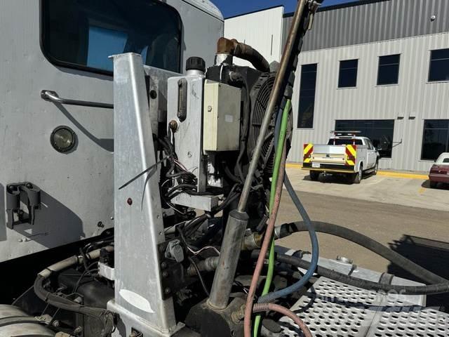 Kenworth T880 Други