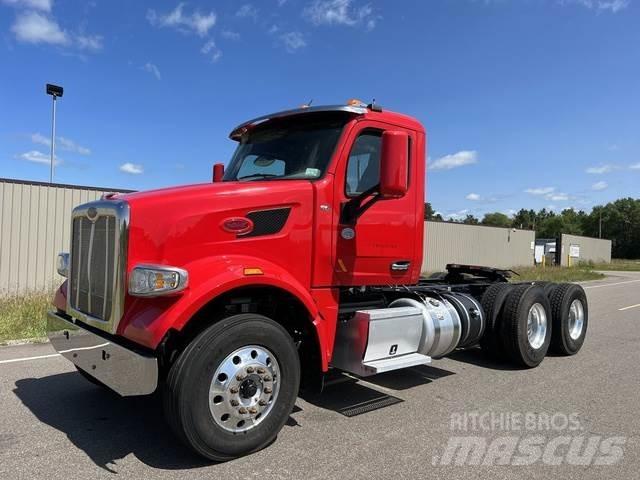 Peterbilt 567 Други