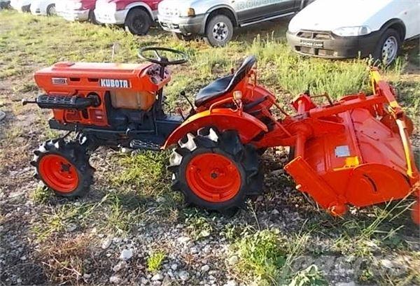 Kubota 6001 di '04 Трактори