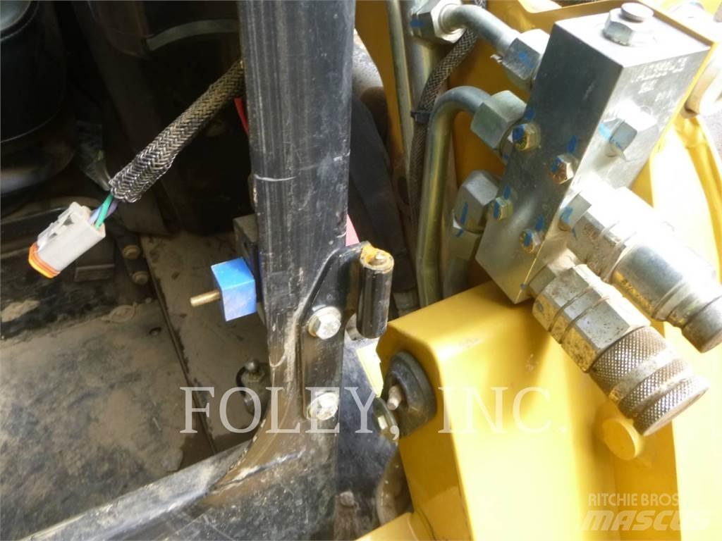 ASV RT40 Верижен товарач