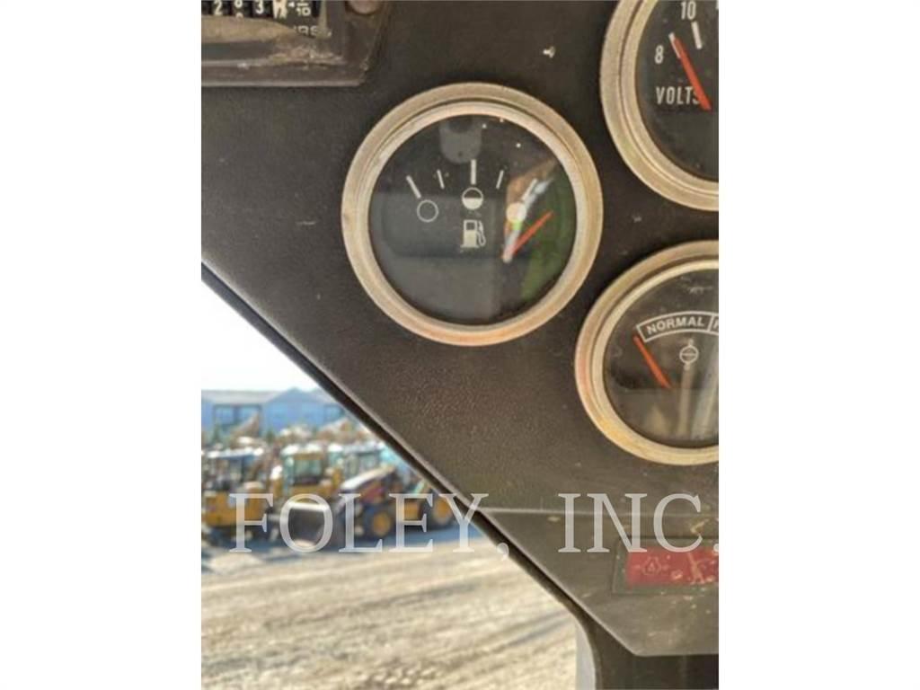 Bobcat 743B Мини товарачи

