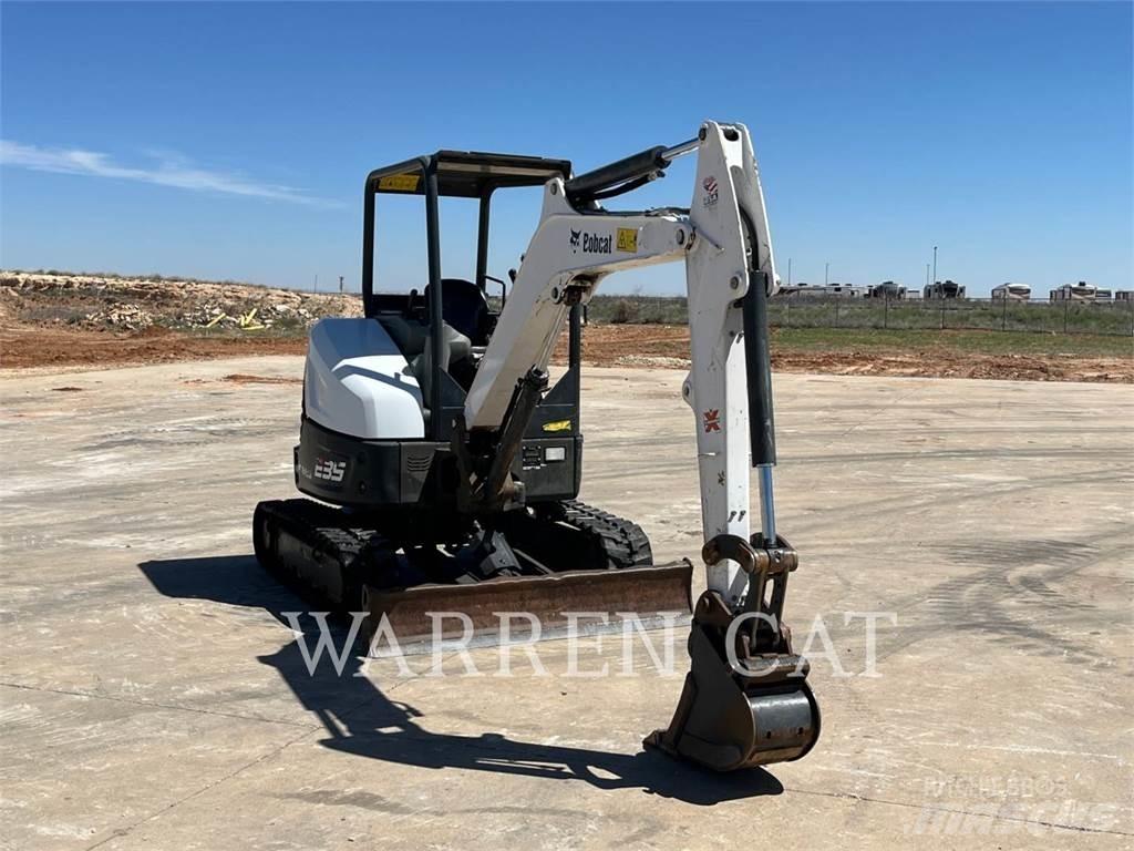 Bobcat E35 Верижен екскаватор
