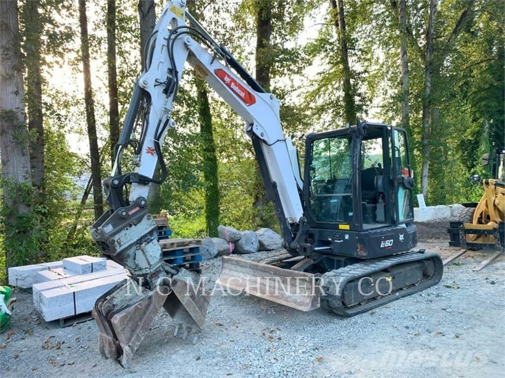 Bobcat E60 Верижен екскаватор