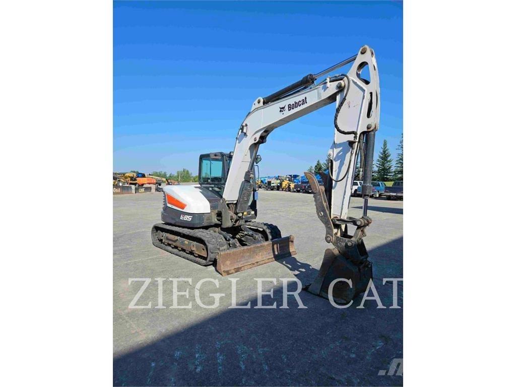 Bobcat E85 Верижен екскаватор