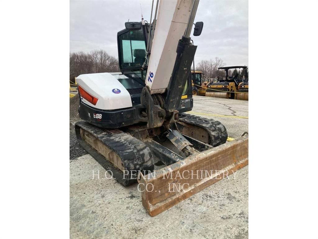 Bobcat E88 Верижен екскаватор