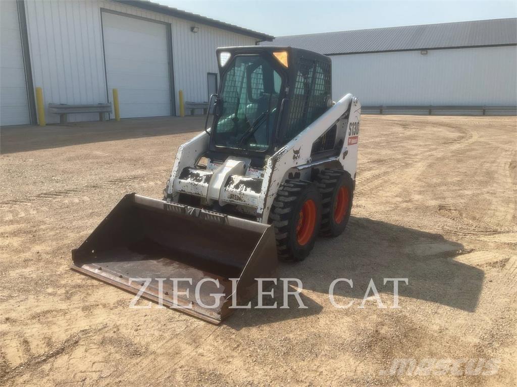 Bobcat S130 Мини товарачи
