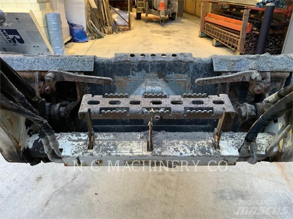 Bobcat S450 Мини товарачи
