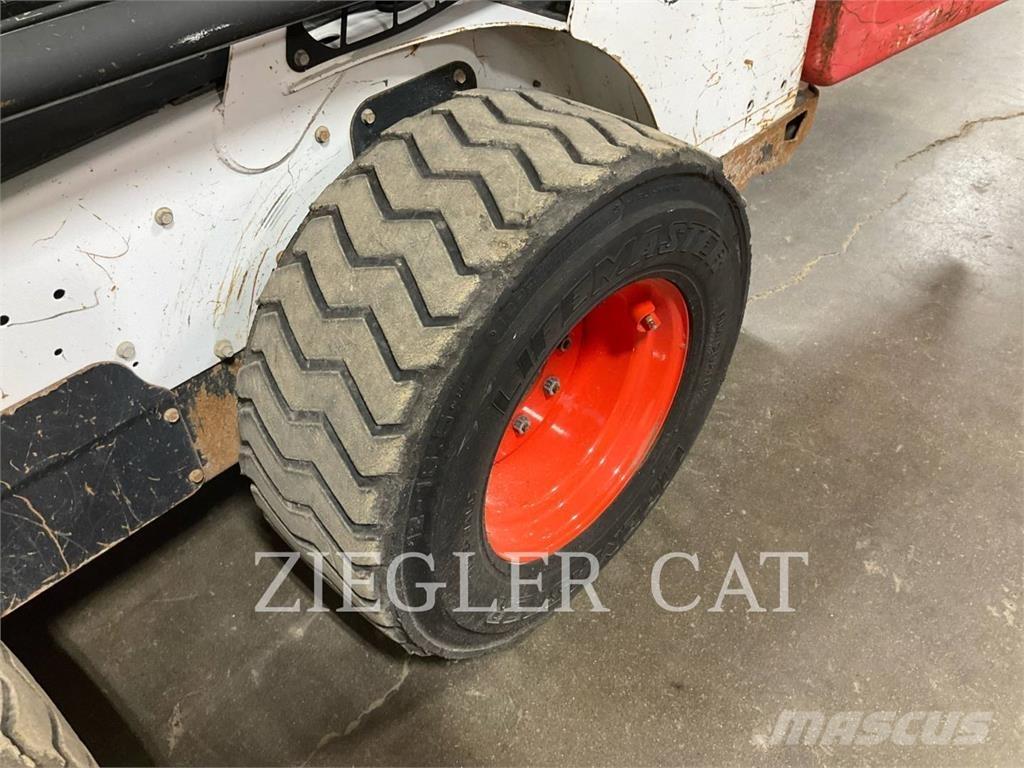 Bobcat S550_US Мини товарачи
