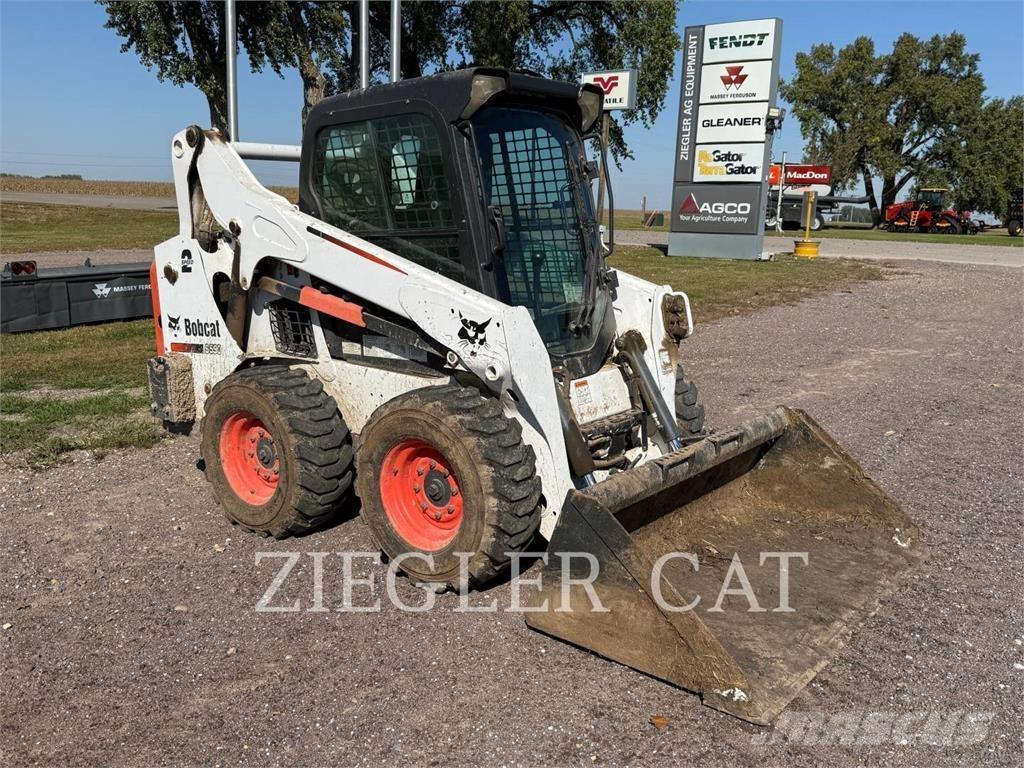 Bobcat S590 Мини товарачи
