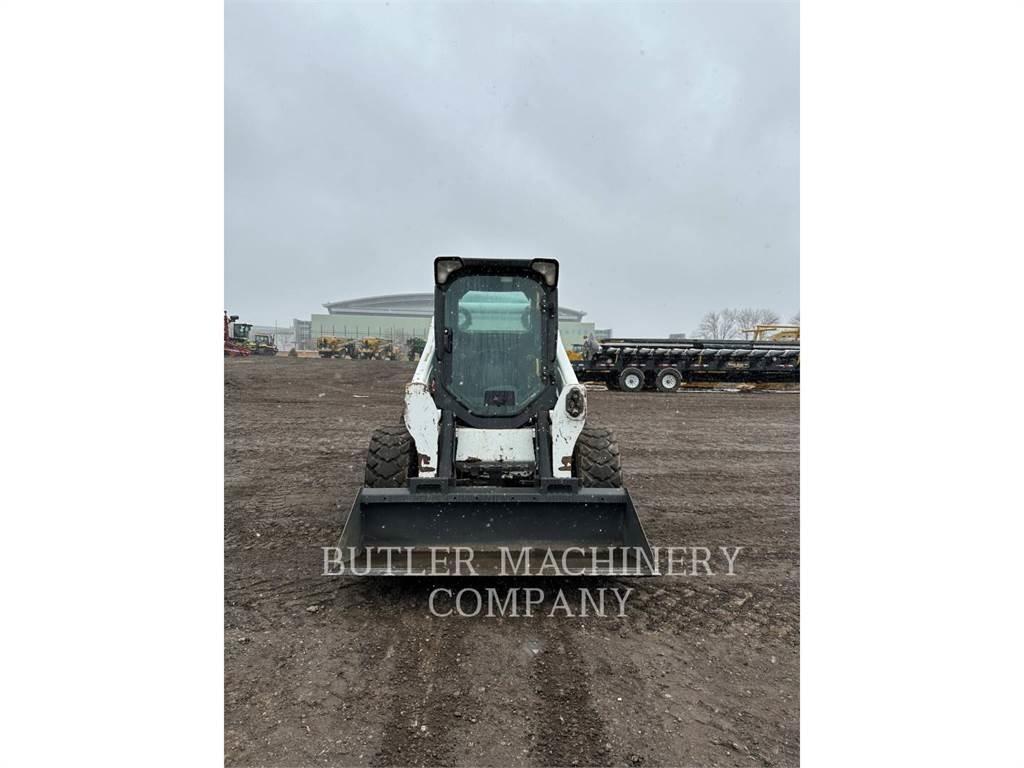 Bobcat S750 Мини товарачи
