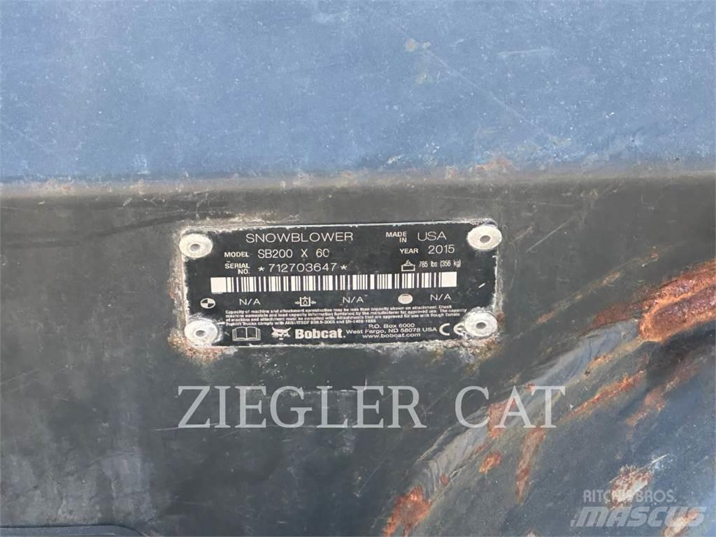 Bobcat SB200 Мини товарачи
