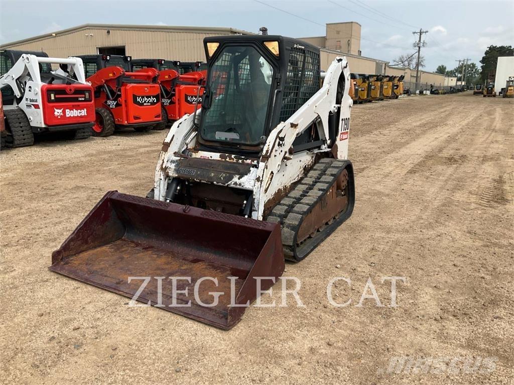 Bobcat T190 Верижен товарач