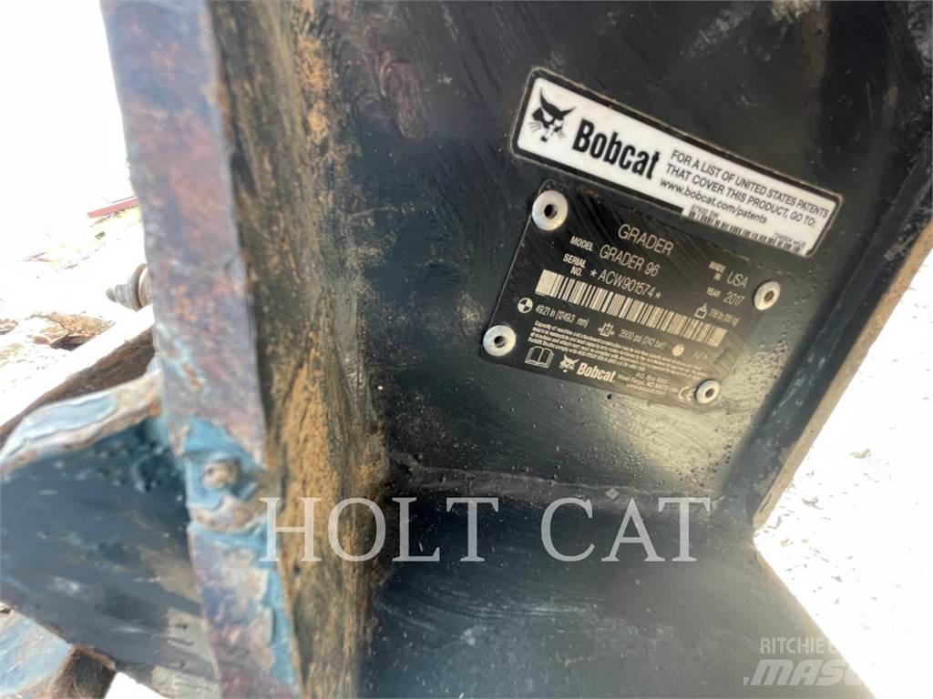Bobcat T66 Верижен товарач
