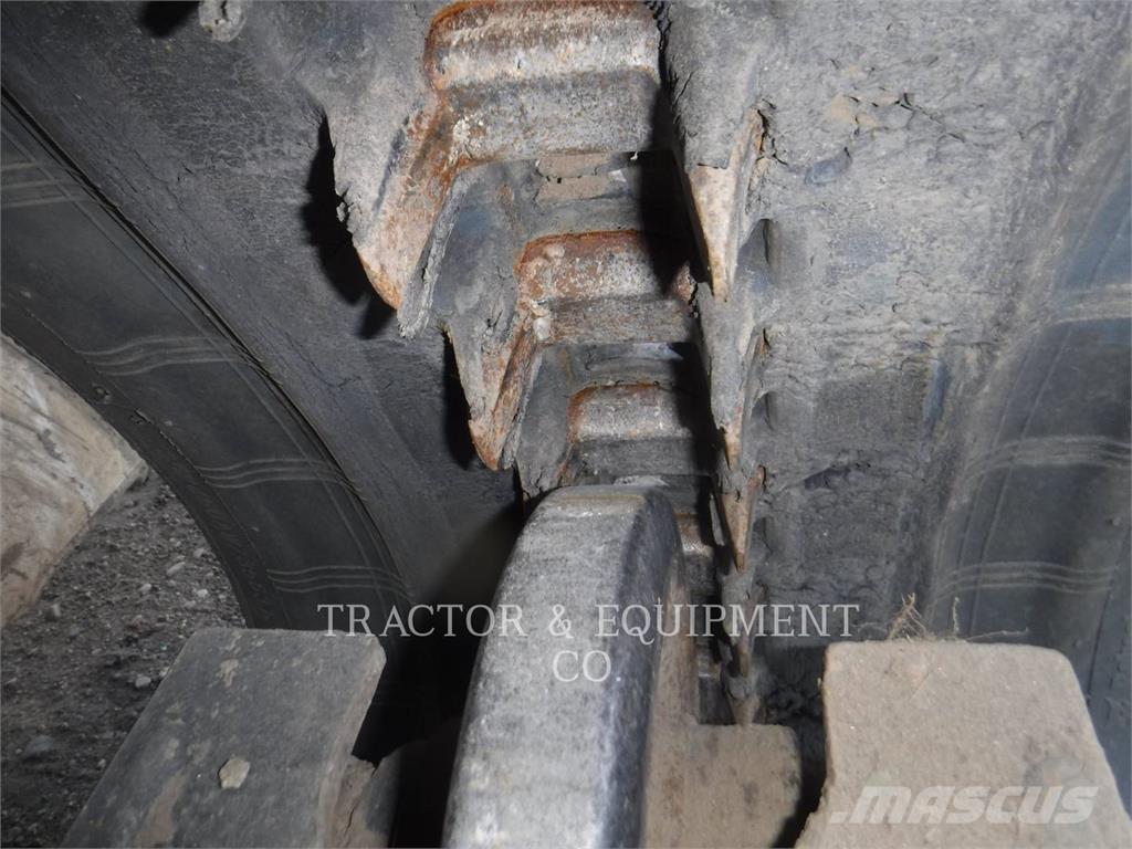 Bobcat T76 Мини товарачи
