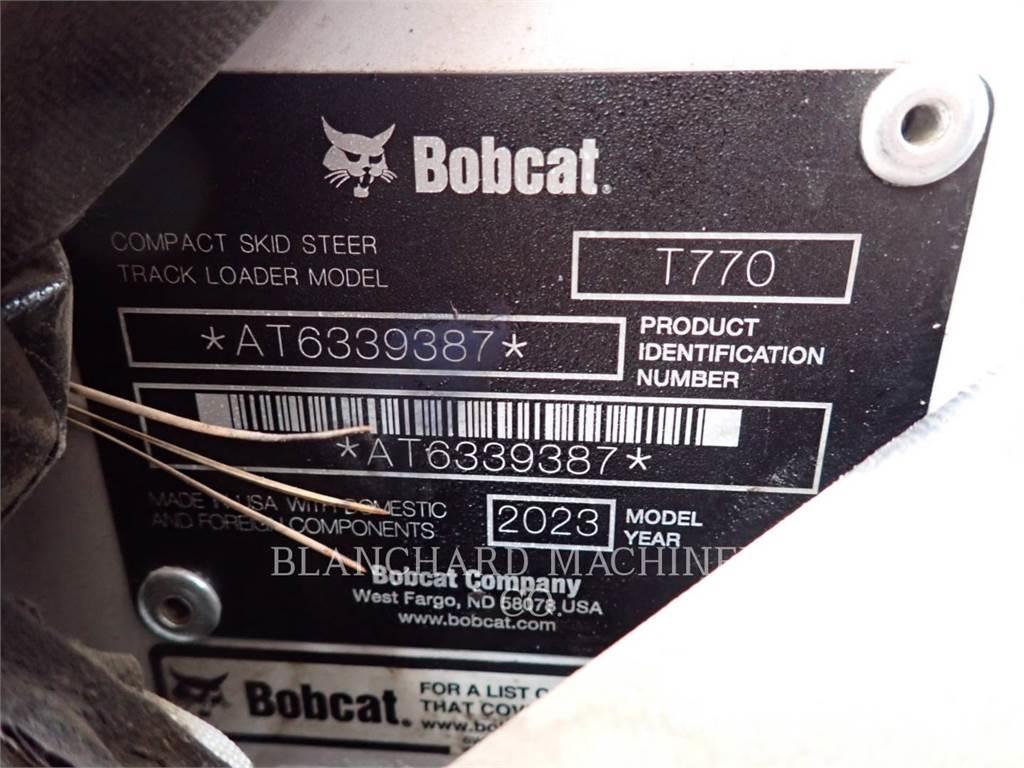 Bobcat T770 Верижен товарач