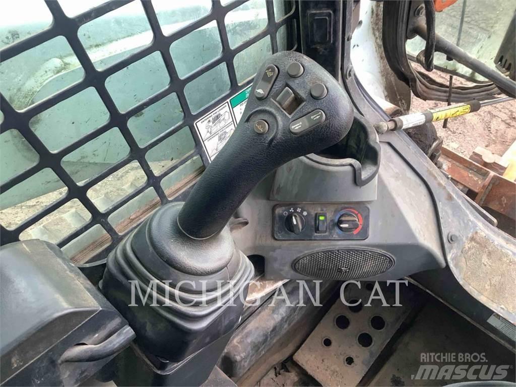 Bobcat T770 Мини товарачи
