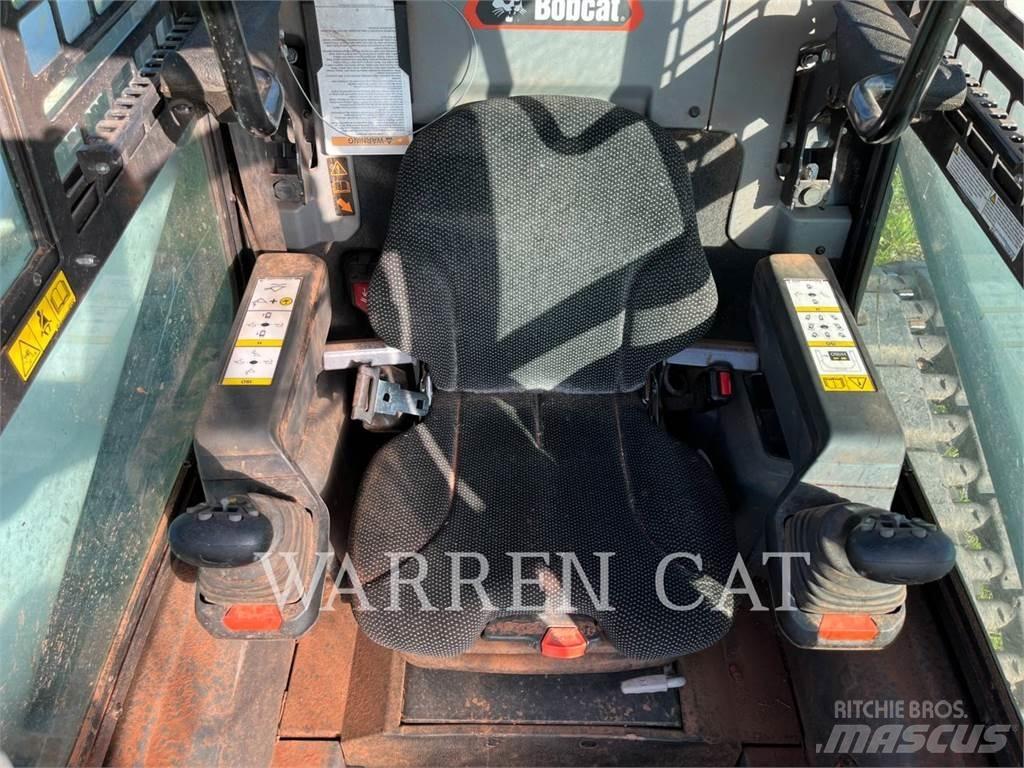Bobcat T86 Верижен товарач