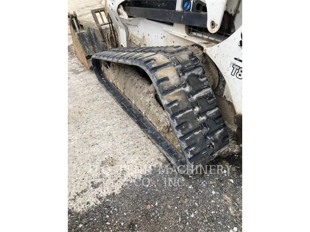 Bobcat T870 Верижен товарач