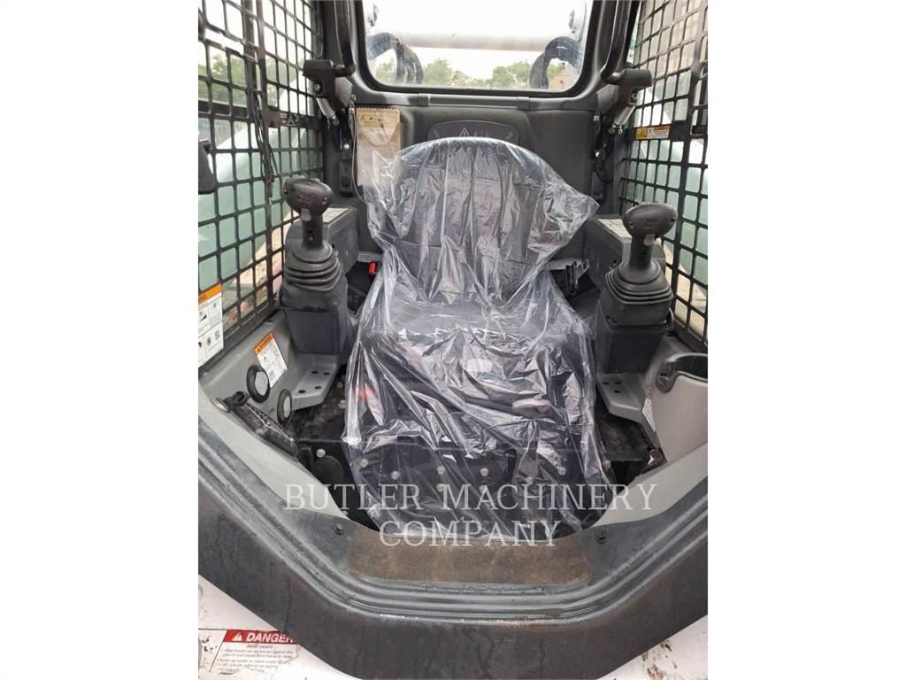 Bobcat T870 Верижен товарач