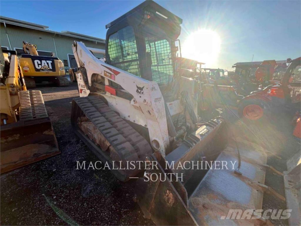 Bobcat T870 Верижен товарач