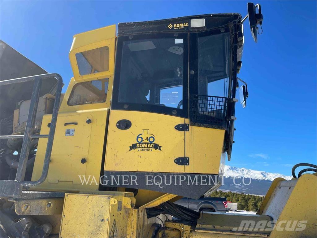 Bomag BC573RB-4 Уплътнители за почва
