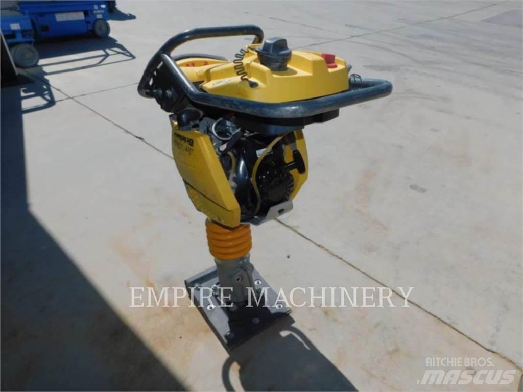 Bomag BT50 Колесни товарачи