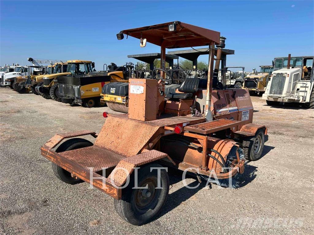 Broce RJ350 Автоматични метачки с четки