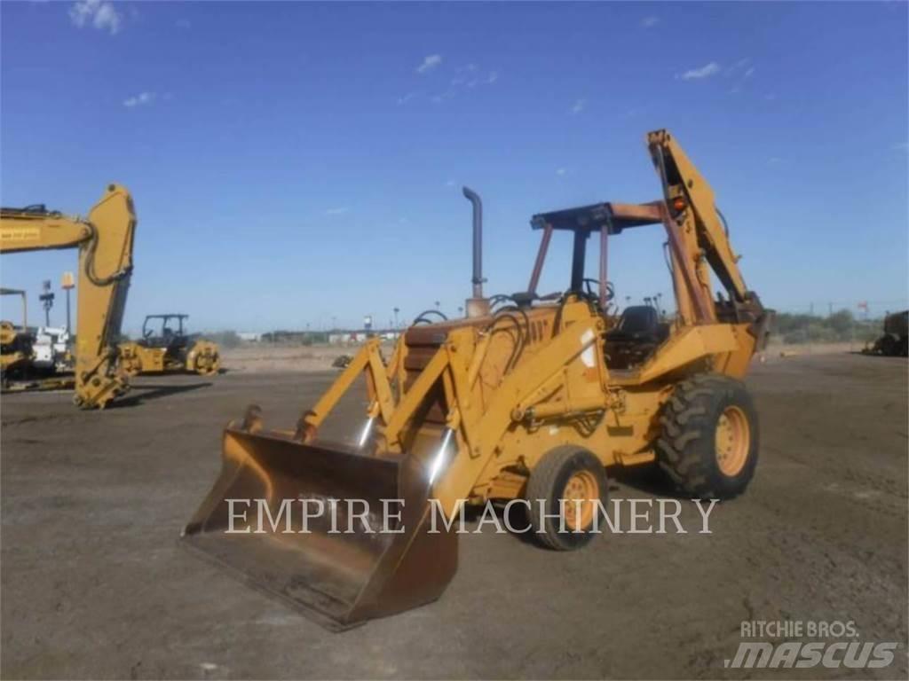 CASE 680L Товарач със заден ексватор