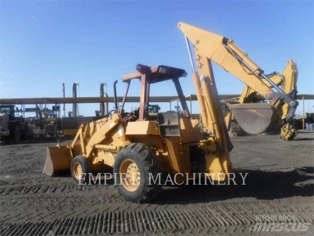 CASE 680L Товарач със заден ексватор