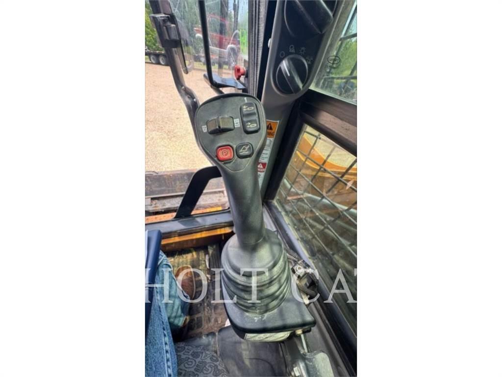 CASE TV620B Верижен товарач