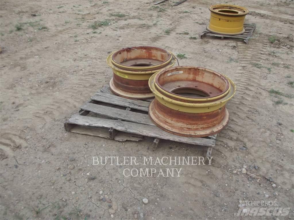 CAT 10.00X24 RIMS (2) Гуми