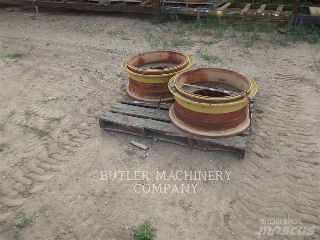 CAT 10.00X24 RIMS (2) Гуми