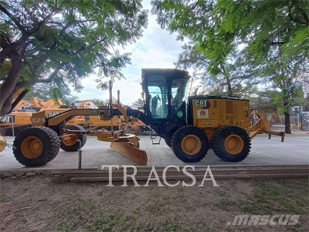 CAT 120 Грейдери