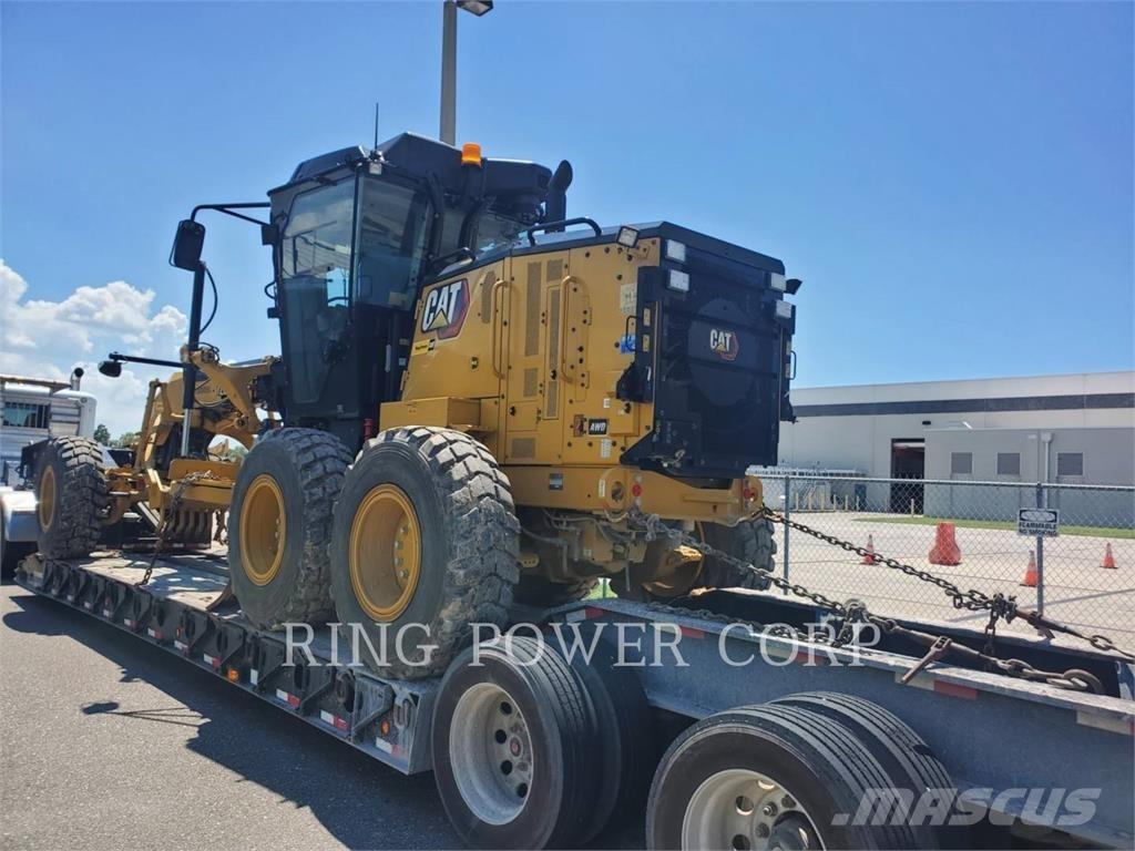 CAT 120 AWD CS Грейдери