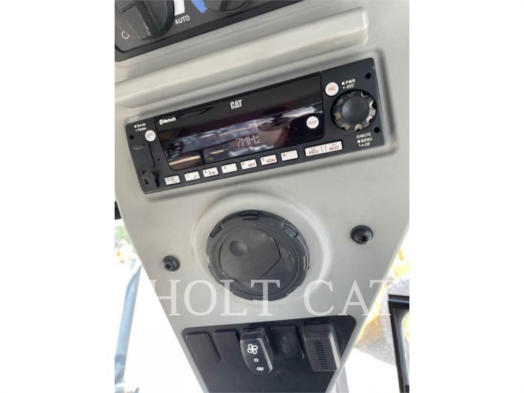 CAT 120 JOY Грейдери