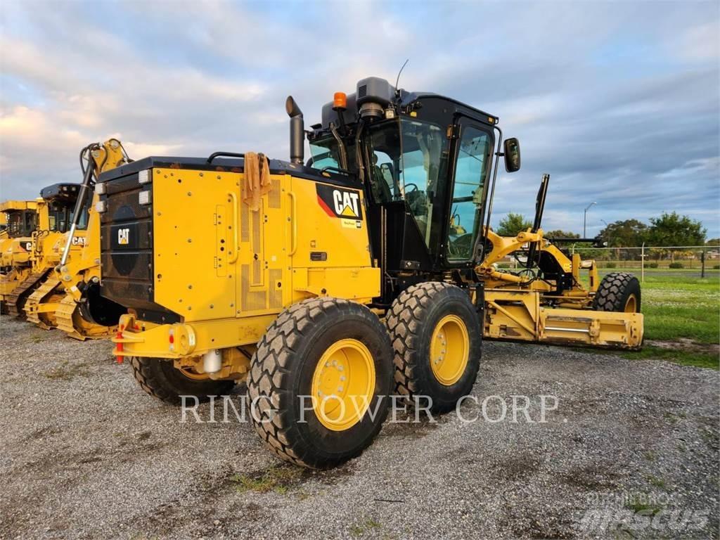 CAT 120 LVR Грейдери