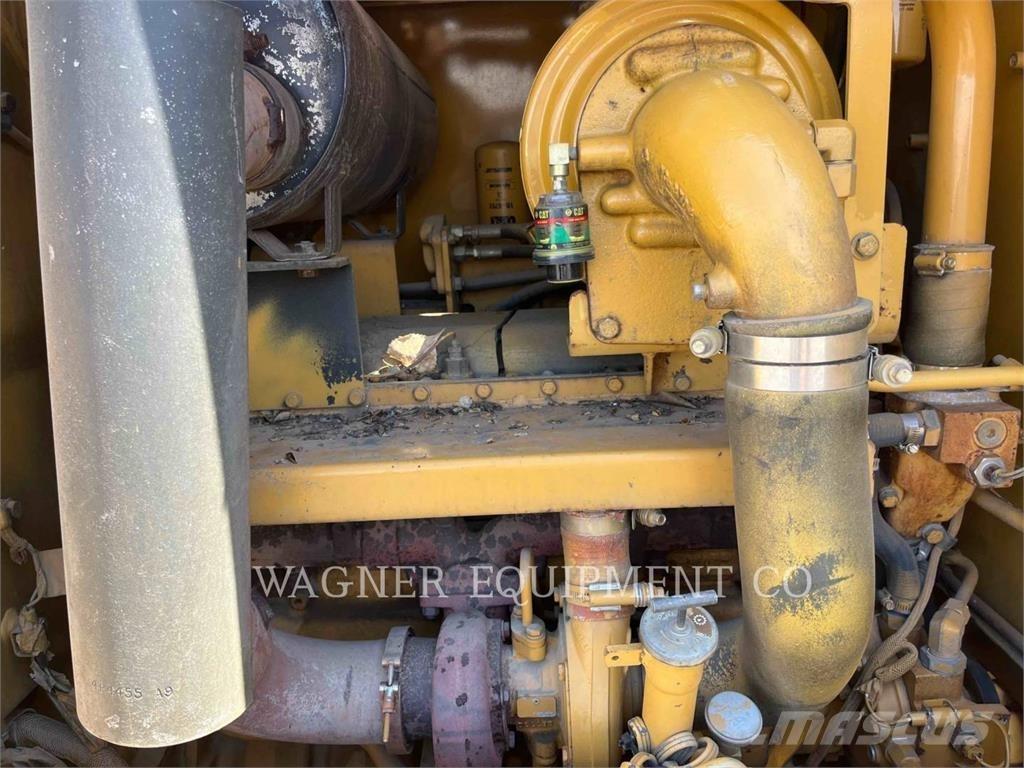 CAT 120H Грейдери