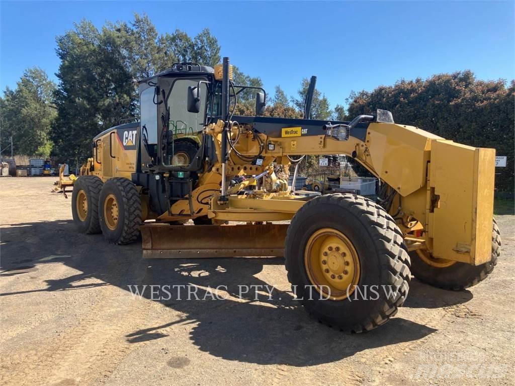 CAT 12M Грейдери