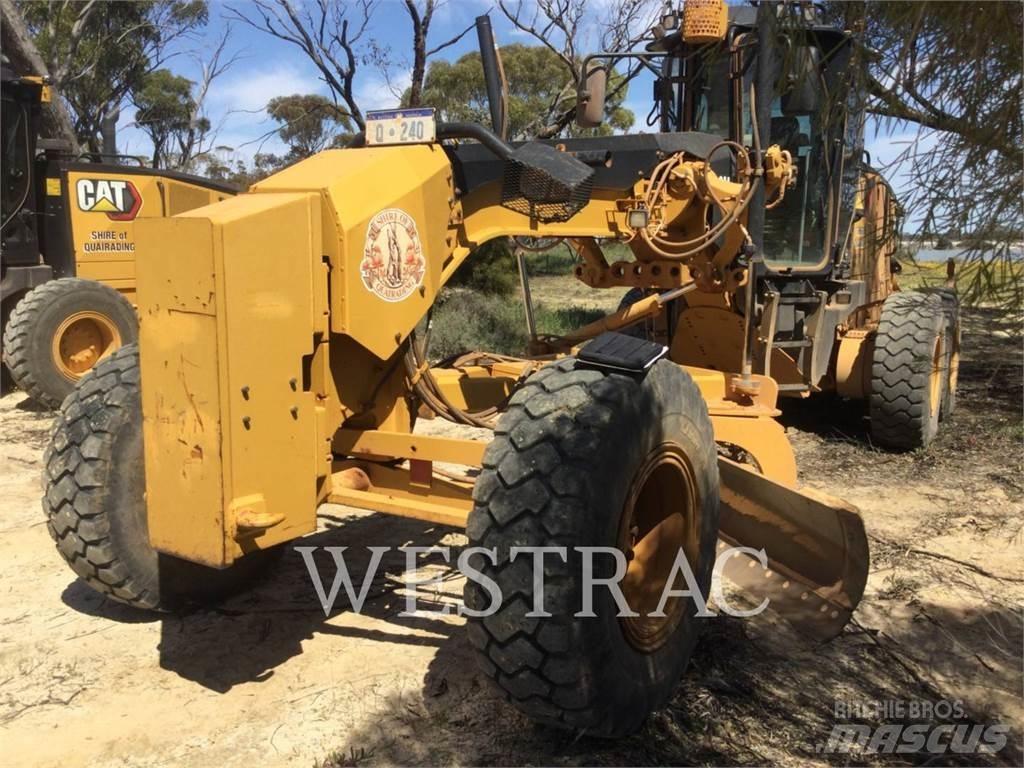 CAT 12M Грейдери